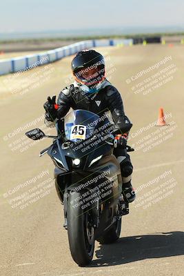 media/Sep-20-2025-TrackDaz (Sat) [[27f0cde673]]/Around the Pits/